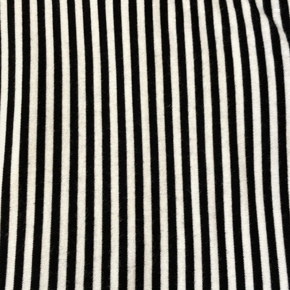 Christopher & Banks Women’s XL Black White Stripe Embroidered Short Sleeve Top - Picture 7 of 10